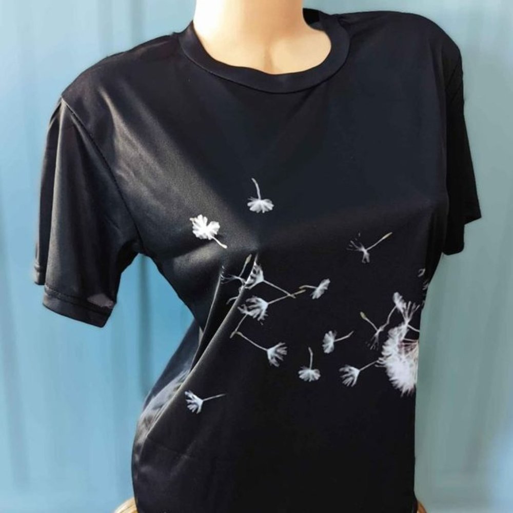 Women's Black Dandelion T-shirt Top Medium